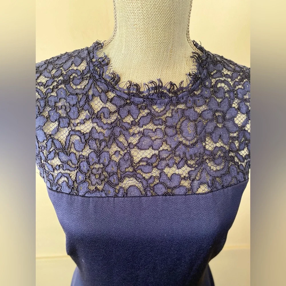 SHOSHANNA MIDNIGHT 💙NAVY BLUE💙 BEAUTIFUL HIGH-LOW LACE  DRESS SIZE 4 🌟EUC🌟